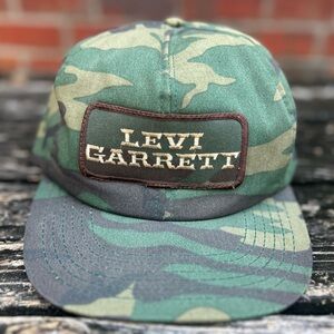 Vintage 80’s Levi Garrett Chewing Tobacco Camouflage SnapBack Trucker Hat Cap E8